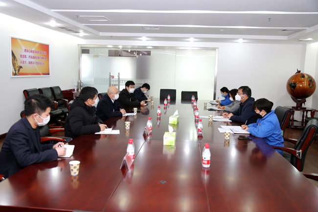 鄭州銀行洛陽分行行長(zhǎng)田煒、副行長(zhǎng)金昱一行到萬基控股集團(tuán)調(diào)研