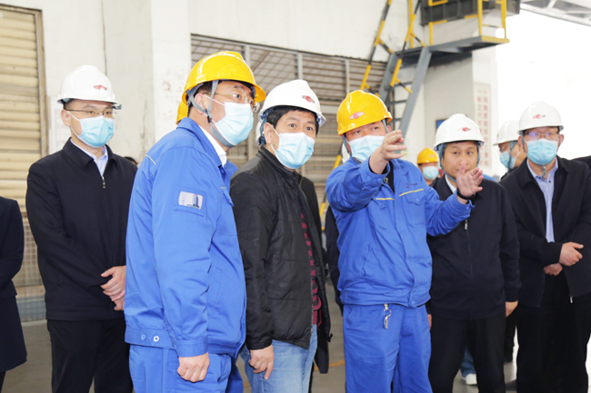 洛陽(yáng)市委常委、常務(wù)副市長(zhǎng)孫延文到萬(wàn)基調(diào)研指導(dǎo)工作
