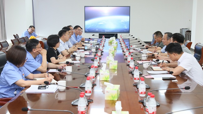 河南省國資委黨委副書記、主任吳祖明一行到萬基控股集團(tuán)調(diào)研