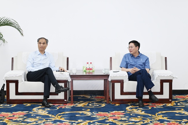 中原證券股份有限公司黨委副書記、總經(jīng)理李昭欣一行到萬基控股集團(tuán)調(diào)研